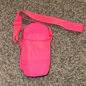 Offline by Aerie Neon Pink bottle bag with storage compartment
